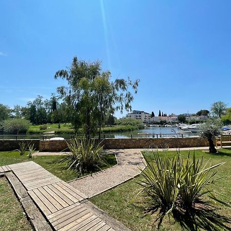 Camping Les Cigales Hotel Mandelieu Buitenkant foto